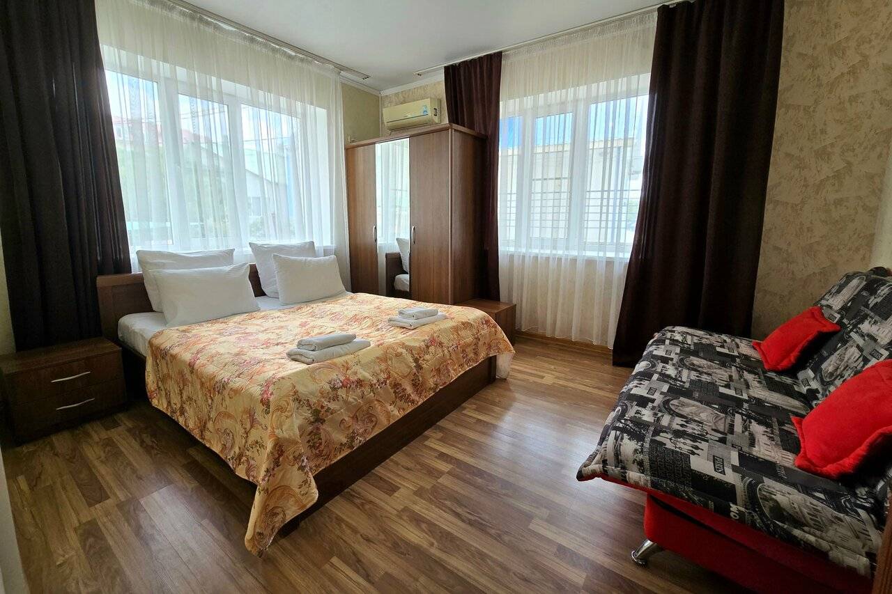 Номер с кухней и стиральной машиной без балкона